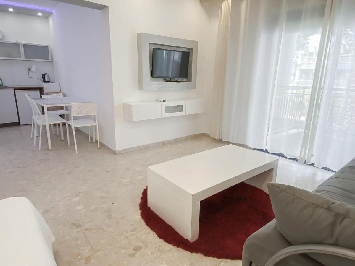 Royal Park Eilat Apartments Exterior photo