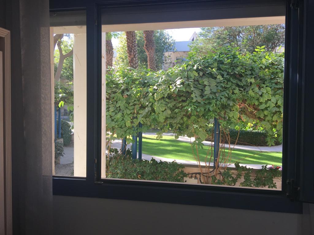 Royal Park Eilat Apartments Exterior photo